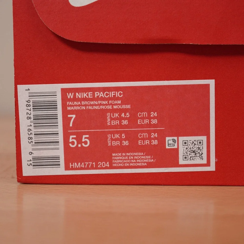 Nike Sneakers Women 8.5 Brown Waffle Debut Retro Lifestyle Shoes‎ DX2943-200